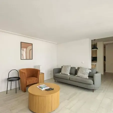 Wanda 6 Apartment
